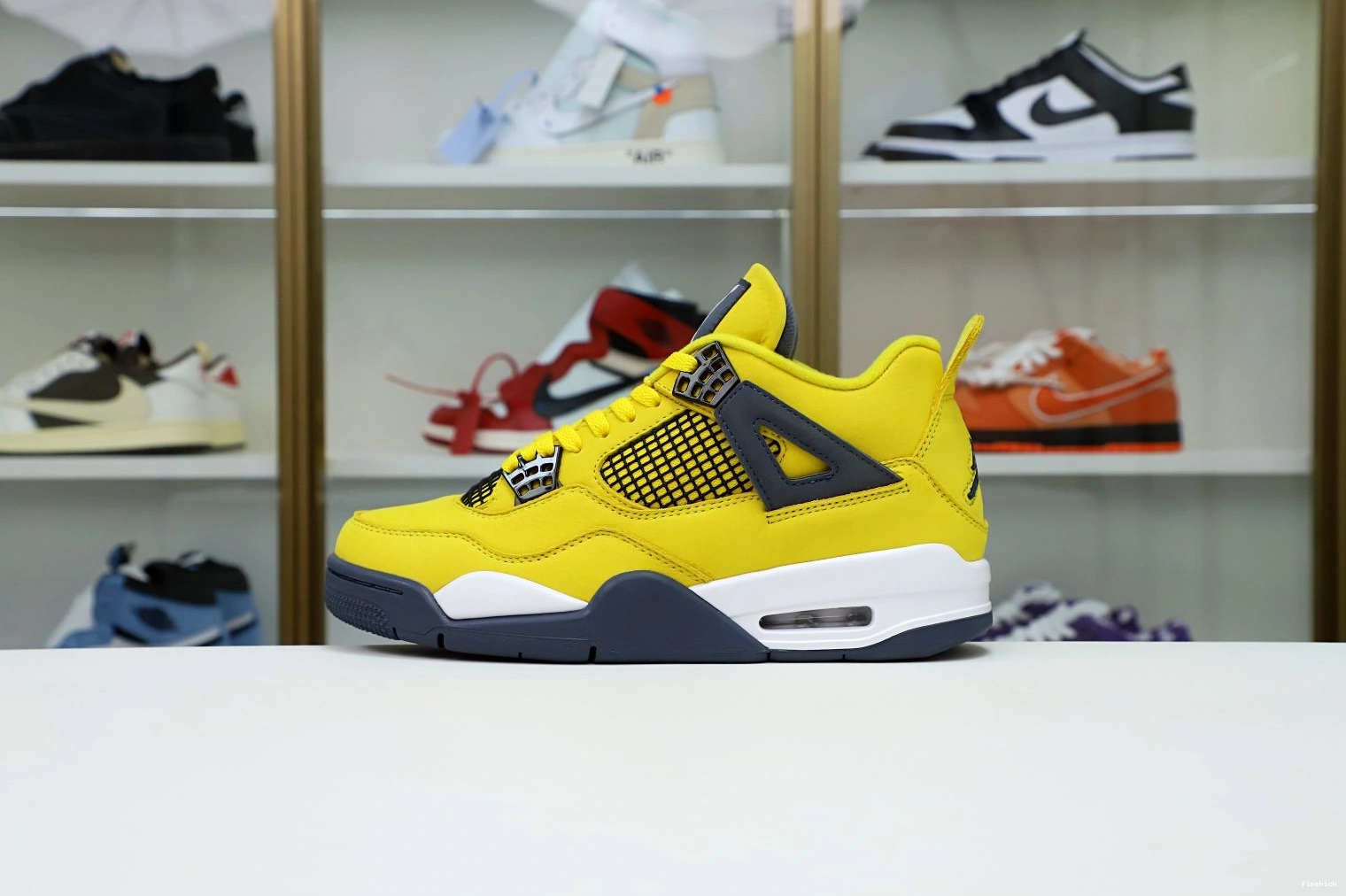 RETRO 2021 JORDAN 4 'LIGHTNING' JORDAN AIR AIR 0731
